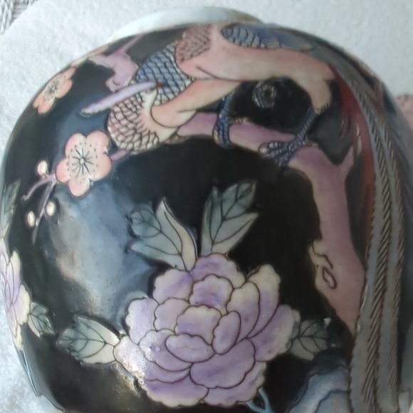 Vintage Gorgeous Black Floral/Bird (Pottery)Embossed-Look Vase - Picture 9 of 12